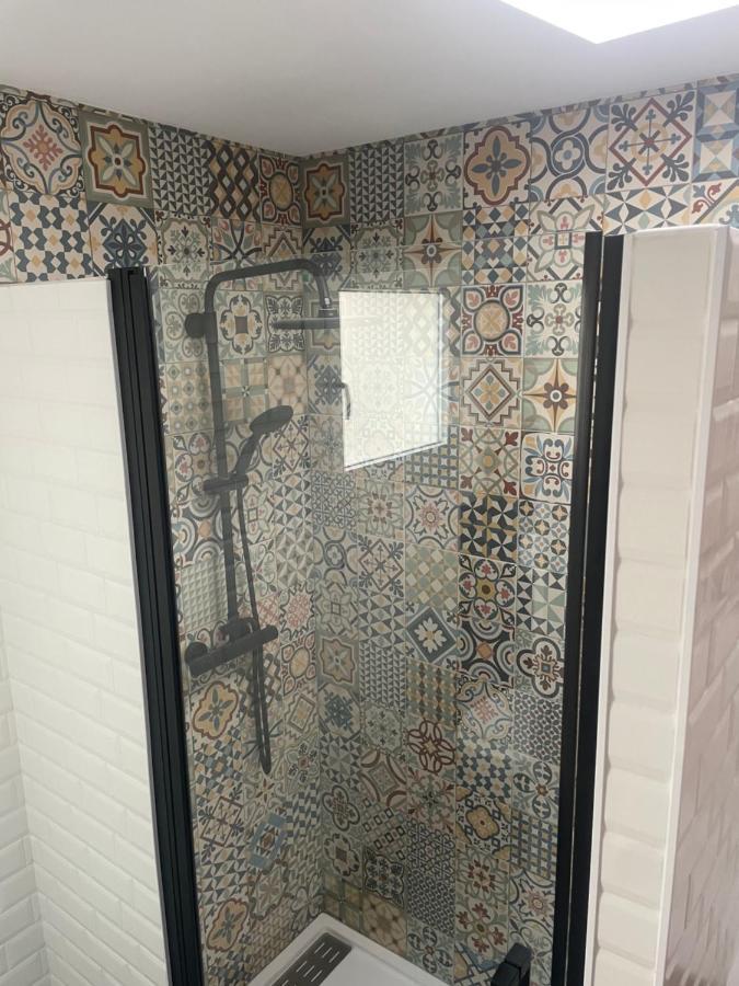 Lady Cosmopolite Hotel Арас Екстериор снимка