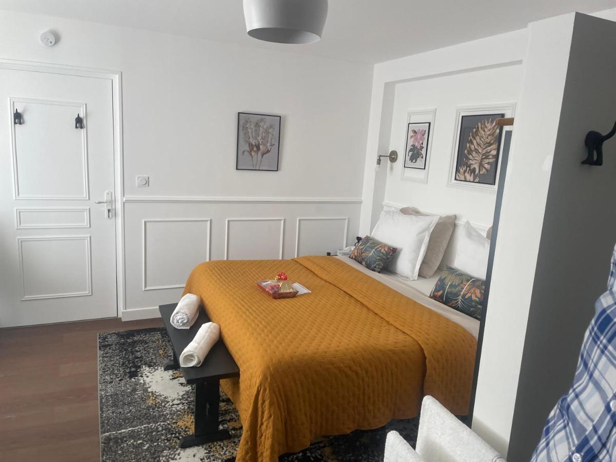 Lady Cosmopolite Hotel Арас Екстериор снимка