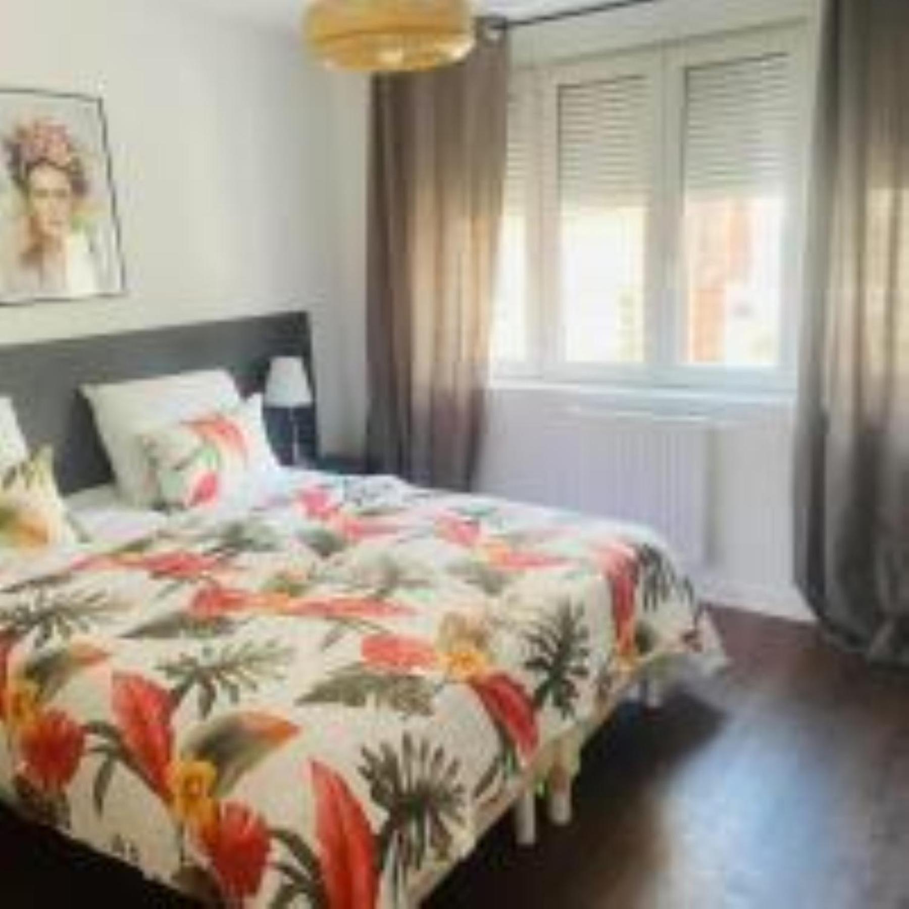 Lady Cosmopolite Hotel Арас Екстериор снимка